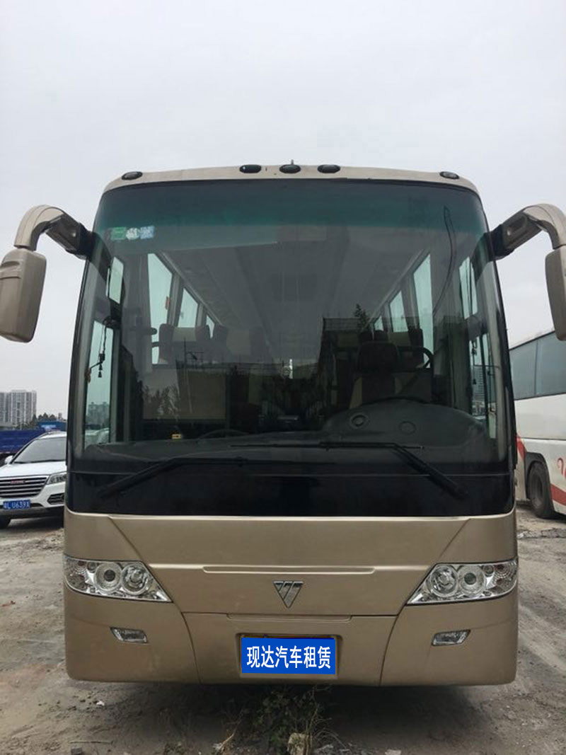 广州带司机出租豪华大巴车包天(50座)_广州租车包车用车 首选广州现达租车公司