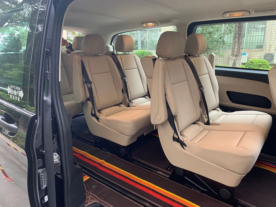 广州租赁九座奔驰威霆商务车队出租带司机包天(9座)_广州租车包车用车 首选广州现达租车公司