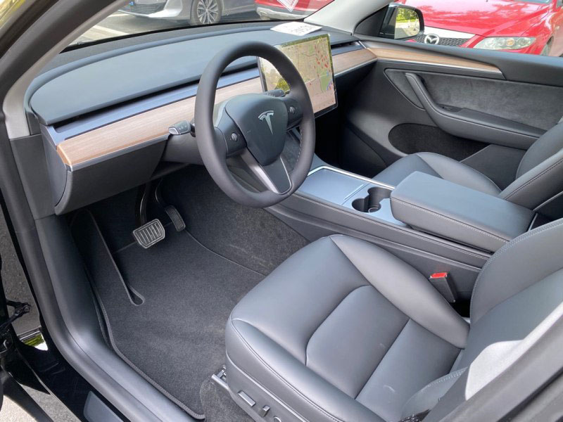 广州租车哪里有出租特斯拉Model y纯电动越野跑车自驾租毛豆Y包天多少钱_广州租车包车 首选广州现达汽车租赁公司