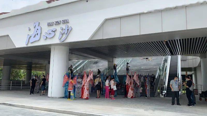 人人人人人!广州网红桥【海心桥】人气爆棚,广州市旅游出租别克商务车包天费用_广州租车包车用车 首选广州现达租车公司