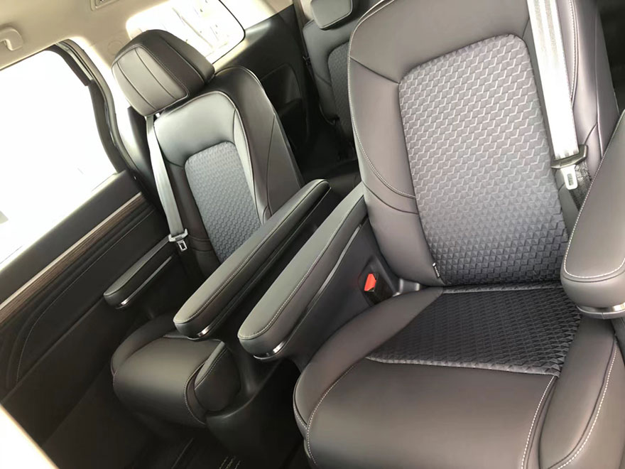 广州哪里有租7人座传祺M8商务车带司机包天长期月租自驾年出租价格_首选广州现达租车公司