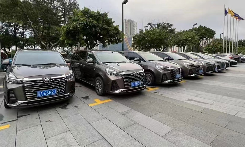 广州2024中国移动全球合作伙伴大会别克GL8商务车出租_广州带司机包车 首选现达商务租车公司