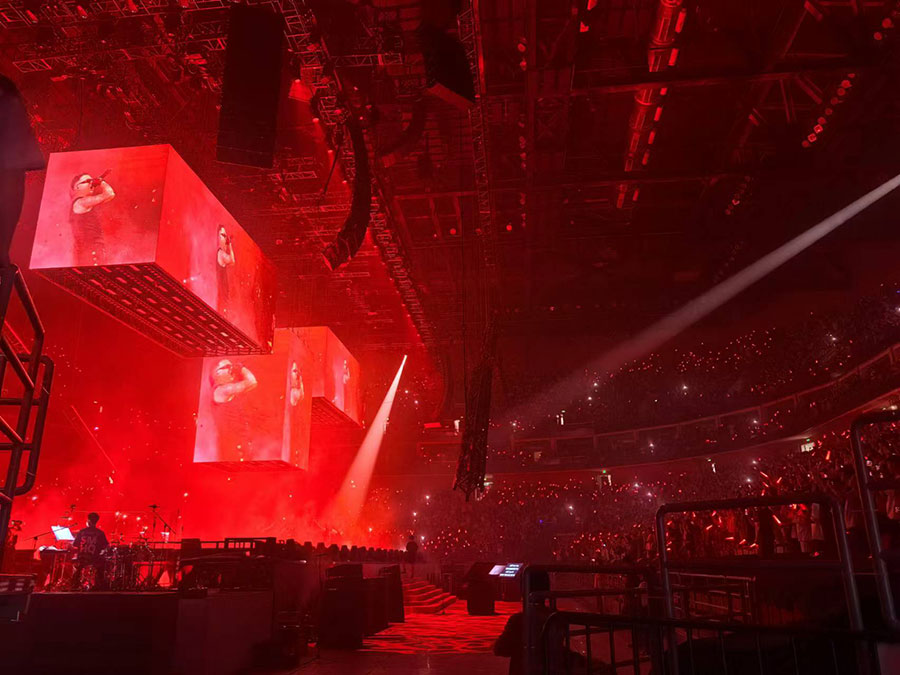 广州出租别克GL8丰田阿尔法考斯特中巴商务车队配带司机包车_广州租车 首选现达汽车租赁公司