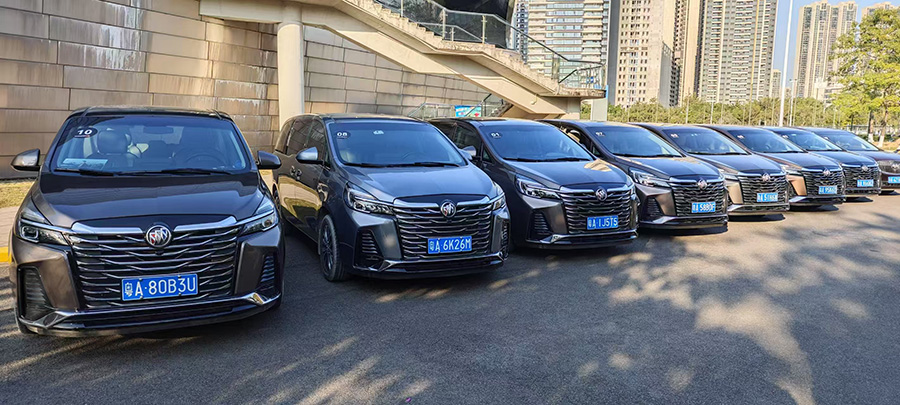 广东广州带司机出租别克GL8丰田埃尔法考斯特中巴商务车_广州租车 首选现达汽车租赁公司